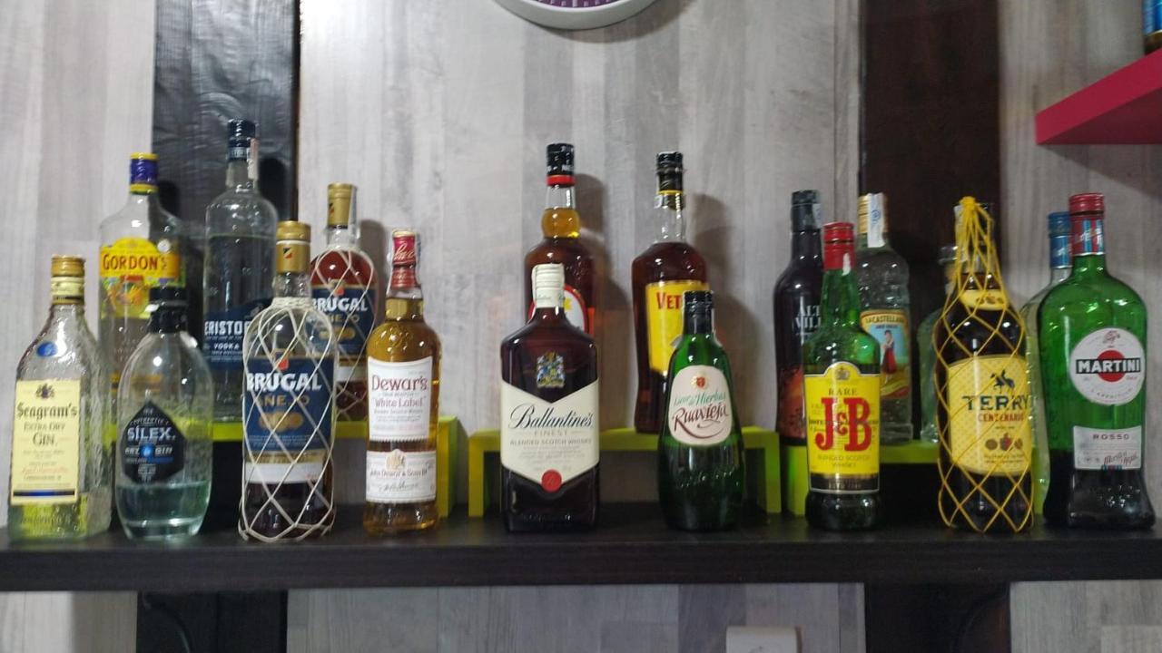 Taberna Albergue Municipal De Ages Exteriör bild
